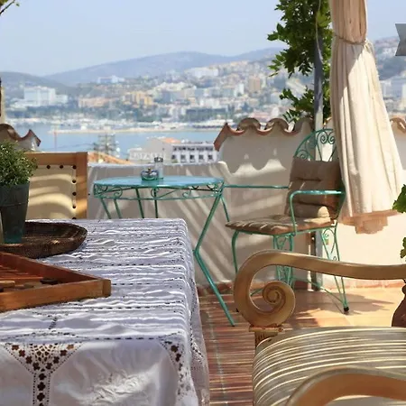 Anzac Golden Bed * Kusadasi