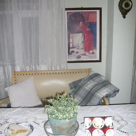 Anzac Golden Bed * Kusadasi