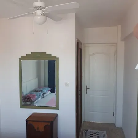 Anzac Golden Bed Guest house *