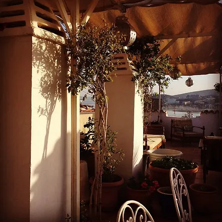 Anzac Golden Bed Kusadasi